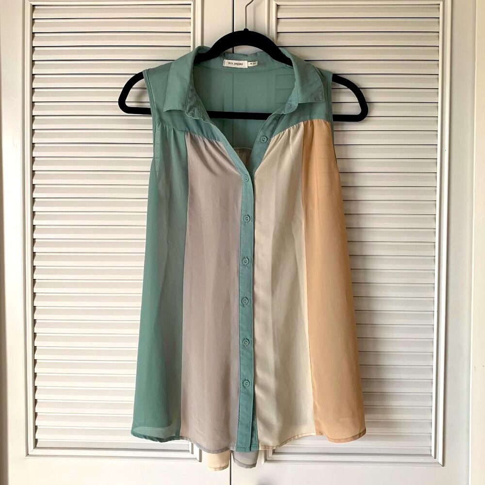 Blu Pepper Sheer Collared Sleeveless Top with Pulled Back Button Back | Size M